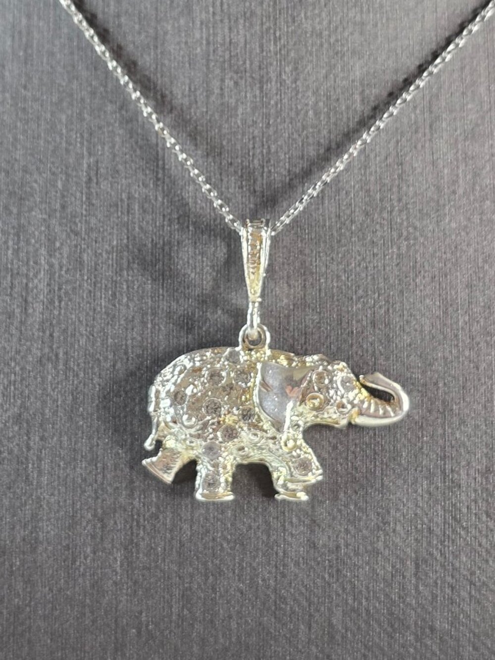 Womens Vintage Estate Sterling Silver CZ Elephant Pendant Necklace 6.6g E7995
